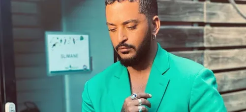 Slimane se rase la tête, les internautes stupéfaits (vidéo)