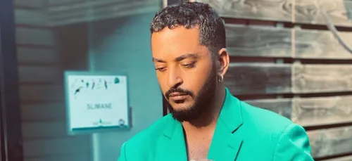 Quand Slimane révèle sur quelle chanson il aime…faire l’amour !...