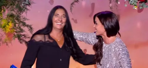 Kendji Girac : quand sa mère lui fait la surprise de chanter en duo...