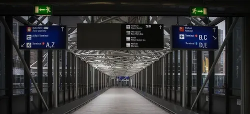 Variante du Covid : l’Allemagne prolonge la fermeture de ses...