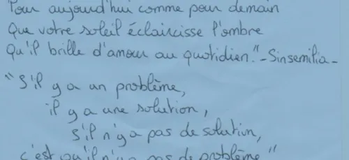 Indre-et-Loire : 600 lettres de vœux manuscrites et anonymes reçues...