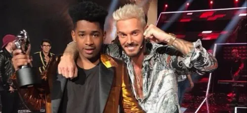 Lisandro : les drôles de conseils de M. Pokora avec les filles...