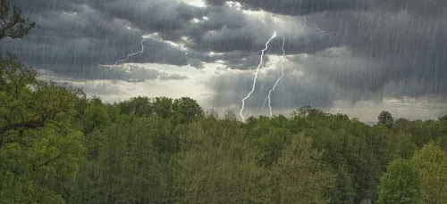 Météo du week-end : un temps très perturbé avec beaucoup de pluie