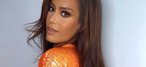 "Elle a fait de moi une auteure" : Amel Bent livre un bel hommage à...