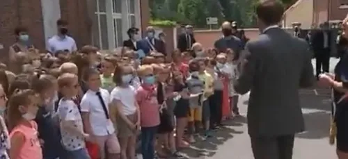 "Ça va la claque que tu t'es prise ?" : un enfant interpelle...