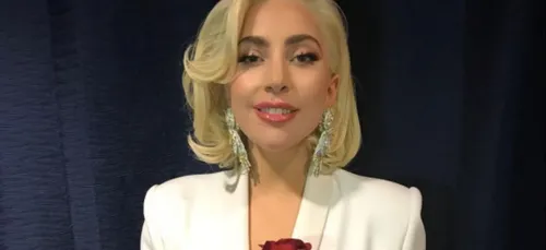 Lady Gaga : sa statue de cire est complètement ratée ! (PHOTOS)