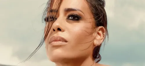 Amel Bent dévoile le titre, la date de sortie et la pochette de son...