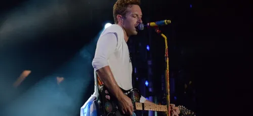 Coldplay : Chris Martin officialise son idylle avec l'actrice...