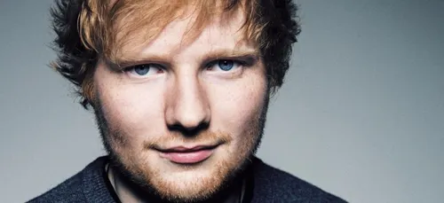 Ed Sheeran donne un concert en direct de son lit ! (Vidéo)