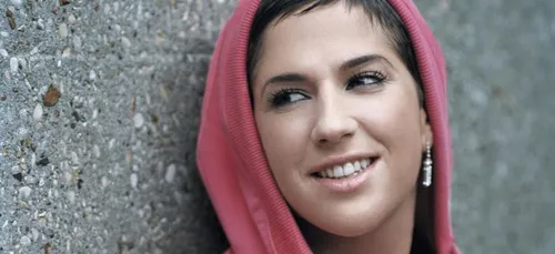 Diam's victime de menaces de mort et de multiples cambriolages