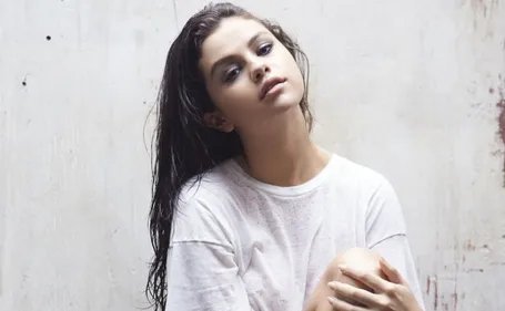 Selena Gomez : la mère de Justin Bieber donne son avis sur elle...