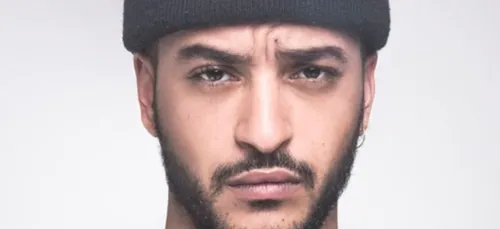 Slimane : ému aux larmes pendant sa reprise de « Marie » de Johnny...