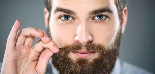 Le péché mignon des femmes : la barbe !