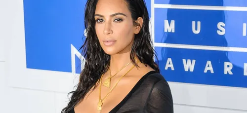 Kim Kardashian ment et s’attire les foudres des internautes ! (Photo)
