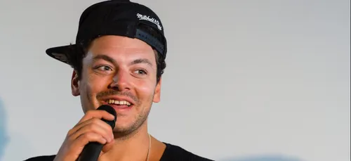 Kev Adams en couple avec Miss Univers, c'est officiel (Photo)