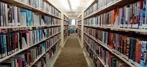 À quand les bibliothèques ouvertes 24h/24 ?