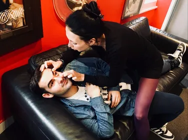 Les tutos de l’Équipe du Matin : se débarrasser d’une poussière...