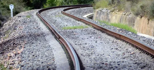 Tours : un jeune homme percuté par un train