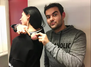 Les tutos de l’Équipe du Matin : soulager les douleurs musculaires...