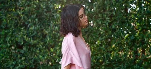 Selena Gomez embrasse enfin Justin Bieber en public ! (PHOTO)