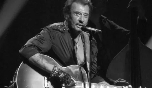 Quand Johnny Hallyday « allumait le feu » à Orléans