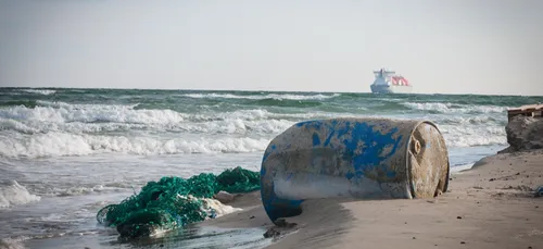 Environnement : un jeune a trouvé la solution pour dépolluer les...
