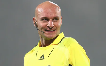 Tony Chapron: l'arbitre de Ligue 1 suspendu pour avoir taclé un joueur