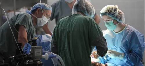 Hôpitaux : nouvelles grèves à Chinon et Allonnes