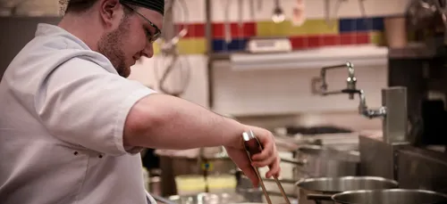 Tours : 400 postes à pourvoir ce mardi après-midi