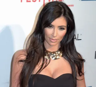Kim Kardashian : Sa nouvelle collection d'anti-cernes vivement...