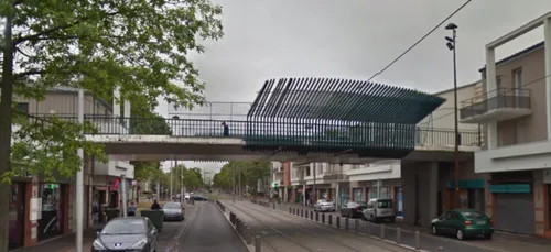 Orléans : la passerelle de l'avenue Bolière, bientôt démolie
