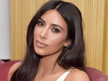 Kim Kardashian : accusée de " Photoshop Fail ", elle s'explique...