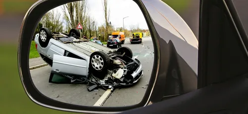 Sarthe : Ils défoncent une maison, un enfant sous les décombres