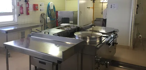 Cher : les autorités recherchent cinq camions frigorifiques dérobés