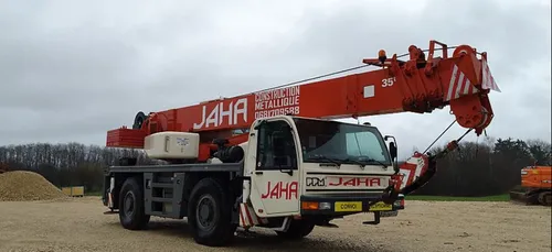 Yonne : grave collision ce matin entre deux camions