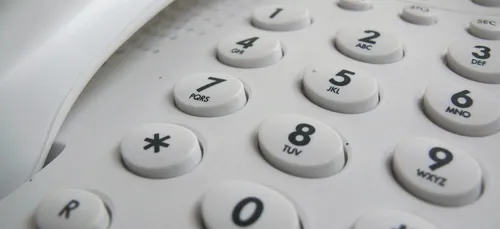 Angers : elle harcèle les policiers et termine au poste