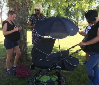 Cher : la marche des fausses femmes enceintes pour défendre la...