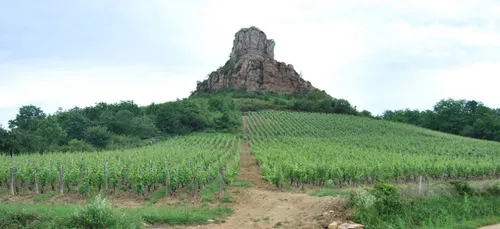 Roche de Solutré : une femme décède après une chute