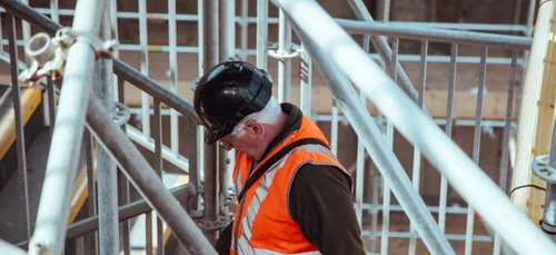 Loiret : un ouvrier hospitalisé après une chute dans une cuve