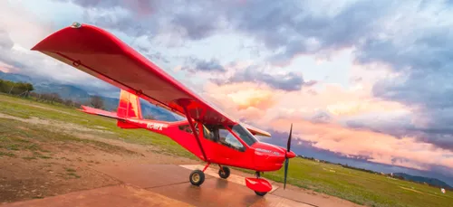 Sarthe : un ULM s’écrase dans un champ