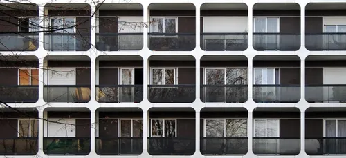 Sens : un enfant de 5 ans chute d’un immeuble