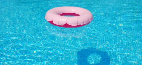 Loiret : un enfant retrouvé inconscient dans une piscine