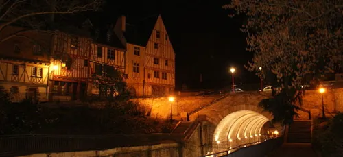 Le Mans : la musique reste allumée toute la nuit dans la rue