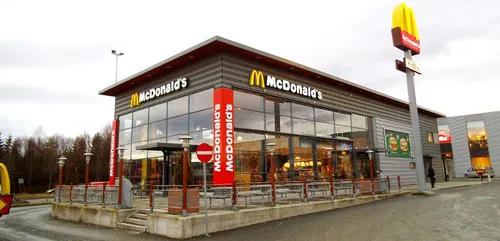Maine-et-Loire : il se fait voler 250 euros au McDo !