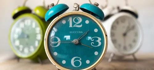 Changement d'heure : voilà ce qui arriverait si on restait à...