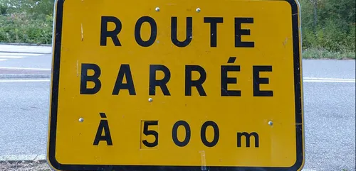 Nevers : une habitation menace de tomber au sol