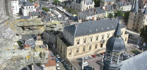 Nevers : la maison de l’agriculture, dévastée, pourrait devenir la...