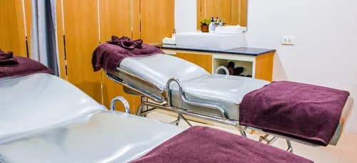 Nevers : une aide-soignante poursuit l’hôpital pour ses conditions...