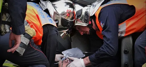 Collision entre un bus scolaire et une voiture en Bourgogne : un...