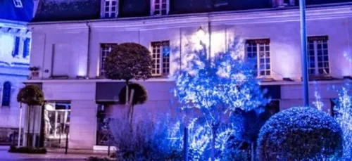 Le parcours Lumière de Tours voit la vie en rose ce jeudi